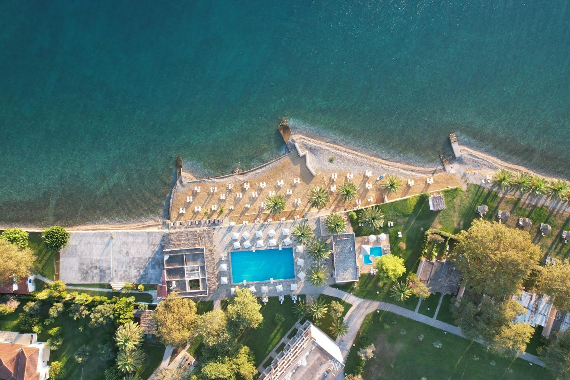 Long Beach Hotel & Resort Longos  Exterior photo